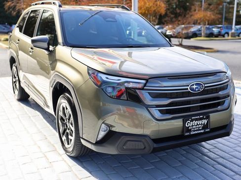 Certified 2025 Subaru Forester Premium image 7