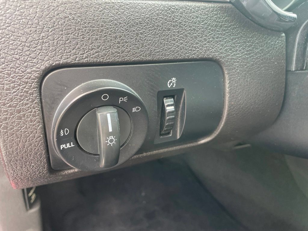 Used 2007 Ford Mustang GT RWD image 13