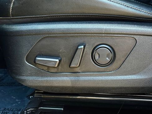 Used 2024 Kia Sportage EX FWD image 12