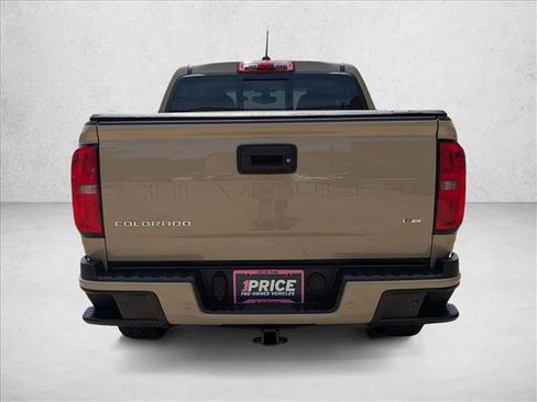 Used 2022 Chevrolet Colorado Z71 AWD/4WD image 7