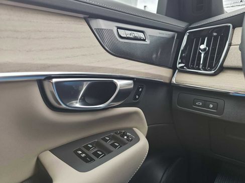 New 2026 Volvo XC90 T8 Plus w/ Protection Package AWD/4WD image 27