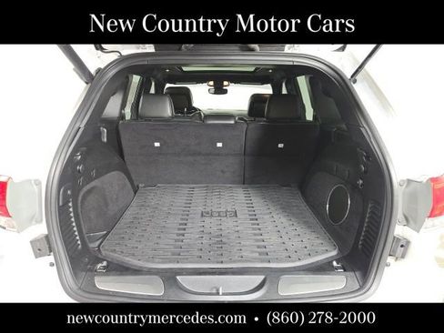 Used 2020 Jeep Grand Cherokee Overland AWD/4WD image 9