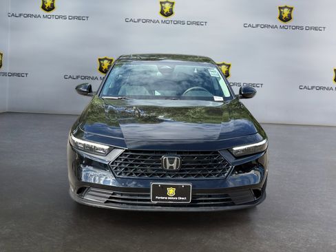 Used 2023 Honda Accord EX image 8