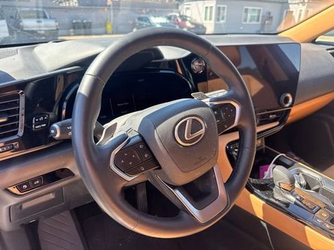 Used 2025 Lexus NX 350h AWD w/ Cold Area Package image 9