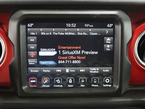 Used 2021 Jeep Gladiator Rubicon AWD/4WD image 18