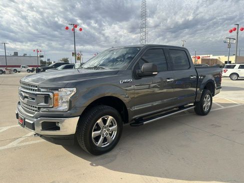 Used 2018 Ford F150 XLT w/ Equipment Group 302A Luxury image 9
