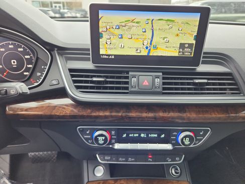 Used 2018 Audi Q5 2.0T Premium Plus w/ Premium Plus Package image 17