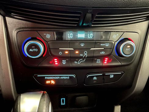 Used 2018 Ford Escape SEL AWD/4WD image 35