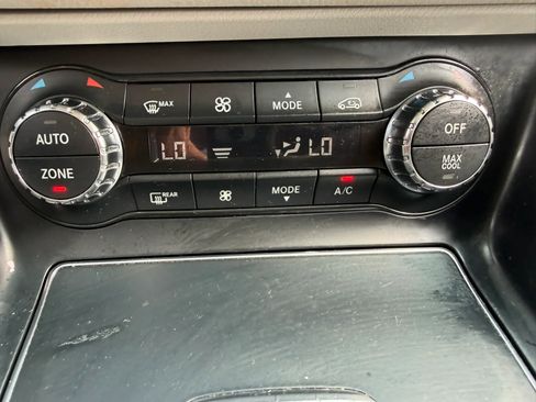 Used 2019 Mercedes-Benz CLA 250 4MATIC image 58