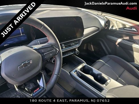 Used 2025 Chevrolet Equinox EV RS image 14