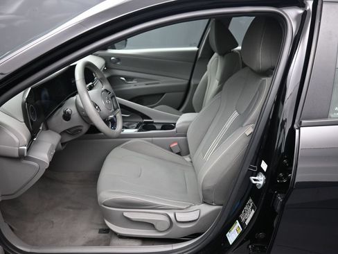 Certified 2023 Hyundai Elantra SEL w/ Convenience Package FWD image 20