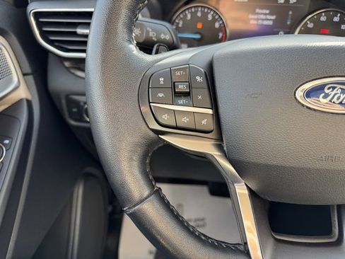 Used 2020 Ford Explorer Limited image 23