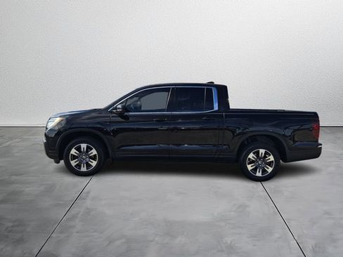 Used 2018 Honda Ridgeline RTL-T image 3