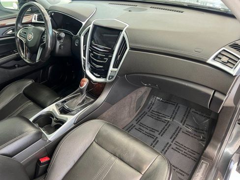 Used 2014 Cadillac SRX Luxury image 15