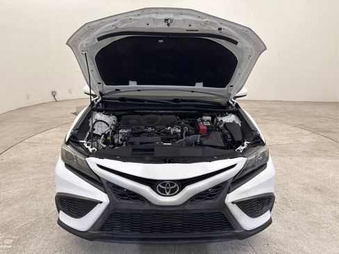 Used 2021 Toyota Camry SE image 23