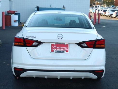 New 2025 Nissan Altima 2.5 SV image 6