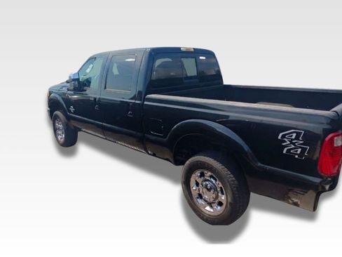 Used 2013 Ford F250 Lariat w/ Lariat Ultimate Pkg image 3