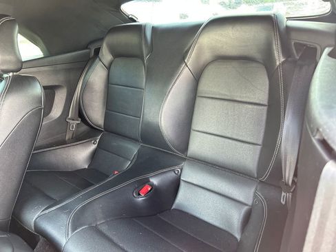 Used 2019 Ford Mustang Premium RWD image 15