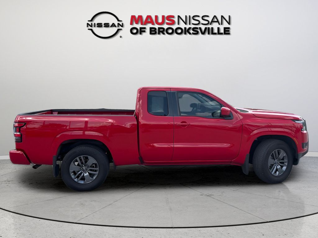 Certified 2025 Nissan Frontier SV RWD image 9