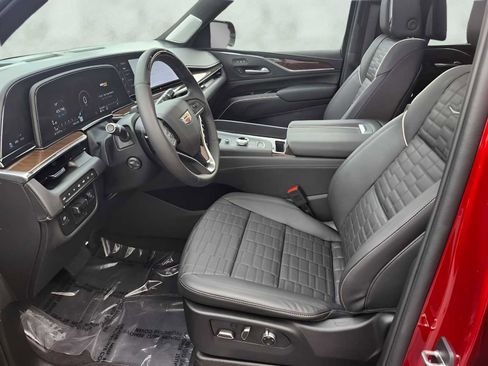 Certified 2024 Cadillac Escalade Sport Platinum w/ LPO, ONYX Package image 12