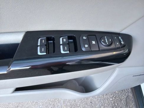 Used 2021 Kia Sportage EX w/ EX Technology Package FWD image 34