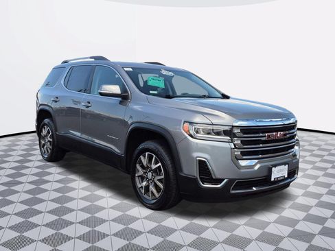 Certified 2023 GMC Acadia SLE w/ Driver Convenience Package FWD image 2