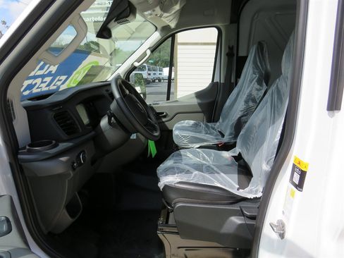 Used 2022 Ford Transit 350 148 High Roof Extended DRW image 4