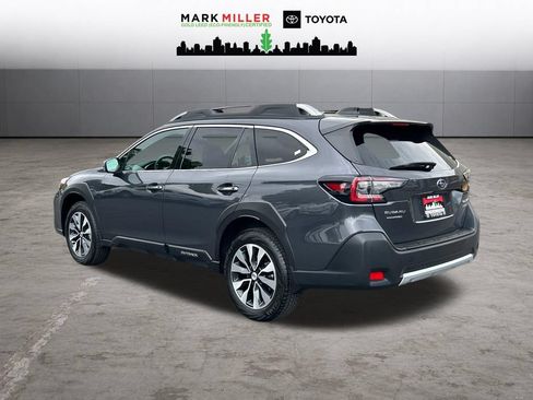 Used 2023 Subaru Outback Touring XT AWD/4WD image 3