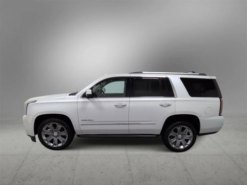 Used 2016 GMC Yukon Denali w/ Open Road Package image 5