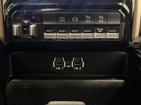 Used 2023 RAM 2500 Laramie AWD/4WD image 24