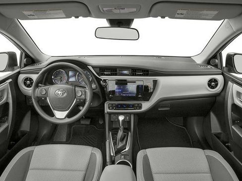 Used 2017 Toyota Corolla LE w/ Carpet Mat Package (TMS) image 4