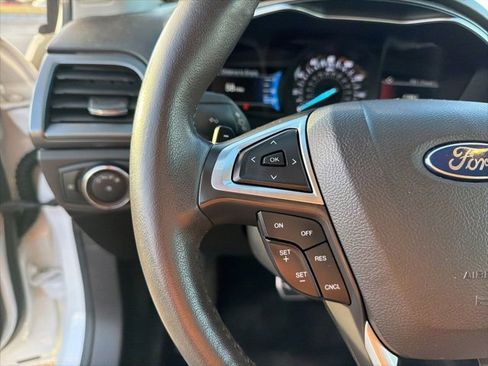 Used 2015 Ford Fusion Titanium image 23