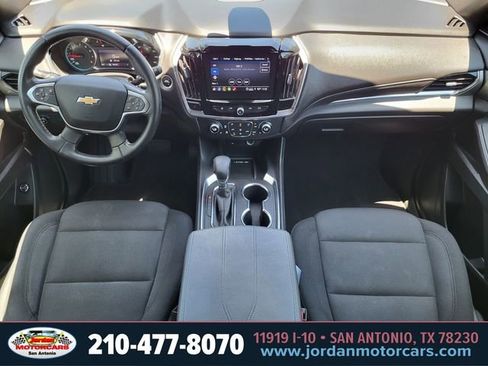 Used 2023 Chevrolet Traverse LT FWD image 13