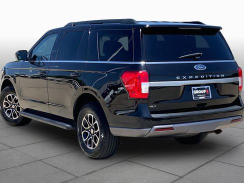 Used 2024 Ford Expedition XLT AWD/4WD image 11
