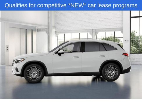 Used 2025 Mercedes-Benz GLC 300 4MATIC image 35