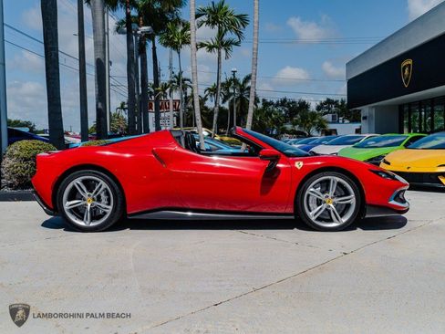 Used 2023 Ferrari 296 GTS RWD image 10