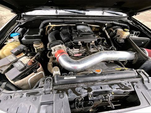 Used 2015 Nissan Frontier SV image 9