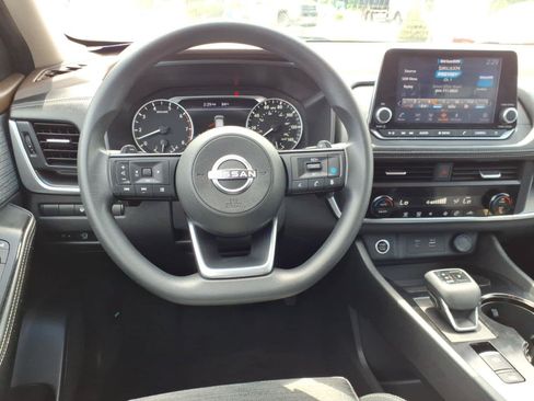 Certified 2023 Nissan Rogue SV AWD/4WD image 14