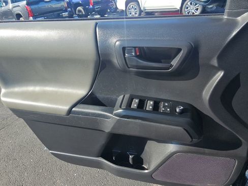 Certified 2023 Toyota Tacoma SR AWD/4WD image 23