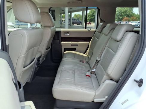 Used 2010 Ford Flex SEL AWD/4WD image 4