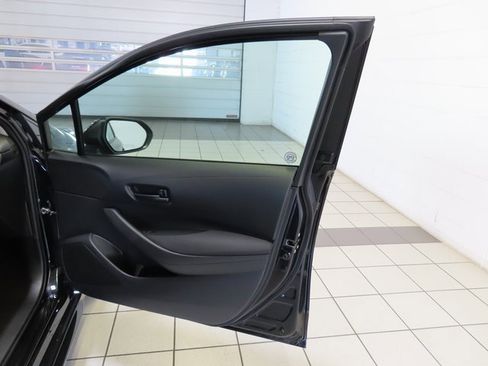 Used 2024 Toyota Corolla LE image 25