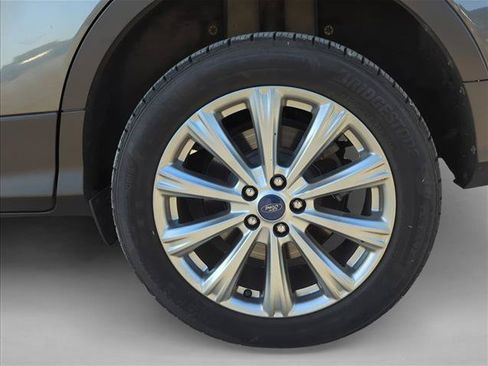 Used 2018 Ford Escape Titanium AWD/4WD image 8