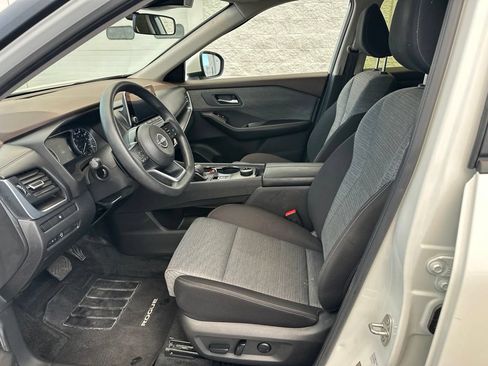 Used 2023 Nissan Rogue SV AWD/4WD image 10