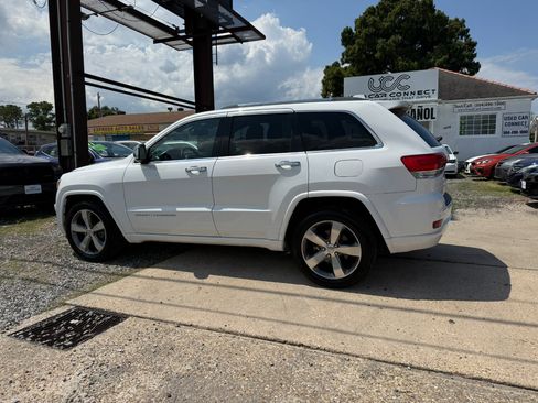 Used 2014 Jeep Grand Cherokee Overland image 8