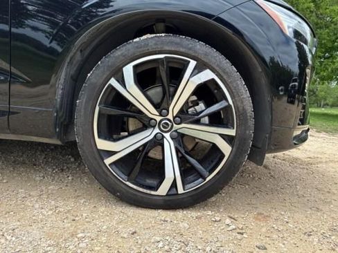 Used 2023 Volvo XC60 B5 Ultimate w/ Climate Package FWD image 8