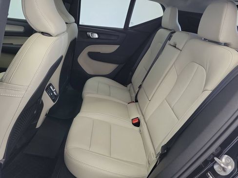 New 2026 Volvo XC40 B5 Ultra w/ Protection Package Premier AWD/4WD image 13
