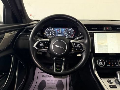Certified 2023 Jaguar XF R-Dynamic SE AWD/4WD image 29
