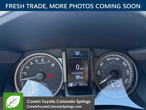 Used 2021 Toyota Tacoma TRD Sport w/ Technology Package AWD/4WD image 12