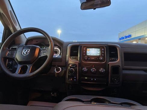 Used 2017 RAM 1500 Express w/ Express Value Package image 15