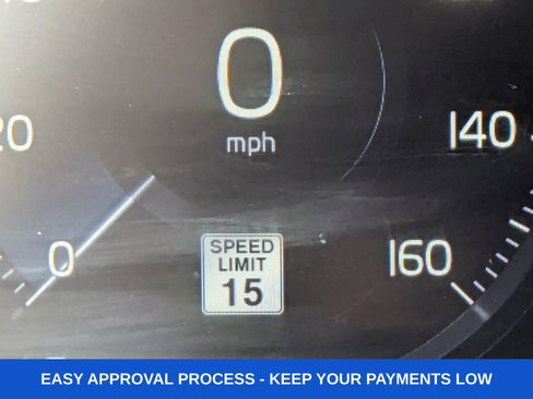 Used 2021 Volvo XC90 T5 Momentum image 38